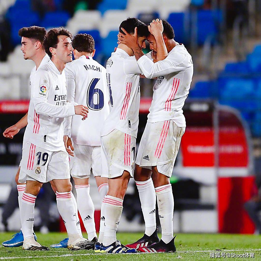 荷甲赛程吃紧;皇家马德里今晨防线松动;话题不断;数据趋势出现新变化的简单介绍 荷甲赛程吃紧;皇家马德里今晨防线松动;话题不断;数据趋势出现新变化的简单介绍